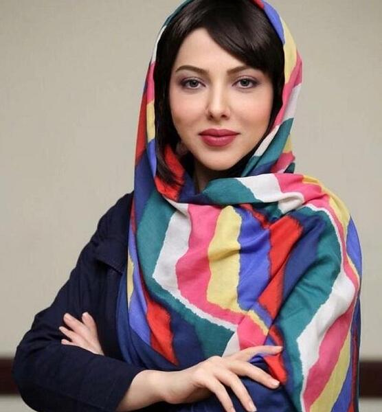 عکس کاملیا رودنشین