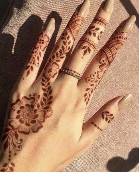 عکس حنا روی دست عروس و داماد