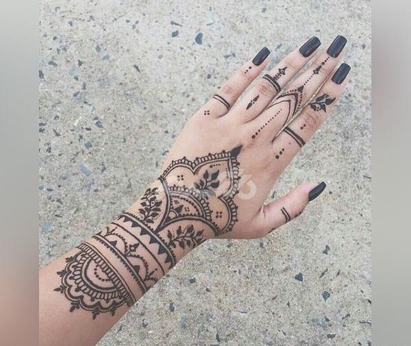 عکس حنا روی دست عروس و داماد