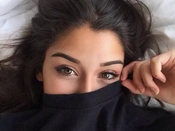 ژست عکس سلفی شیک