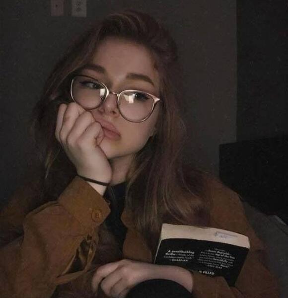 ژست عکس سلفی شیک