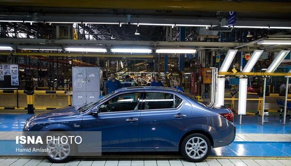 عکس کارگران ایران خودرو