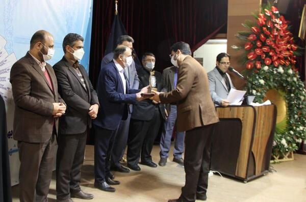 عکس کارگران ایران خودرو