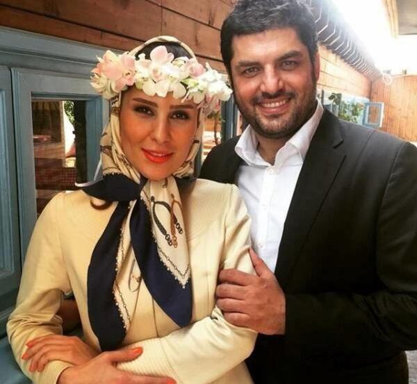 عکس سام درخشانی با لباس پرسپولیس