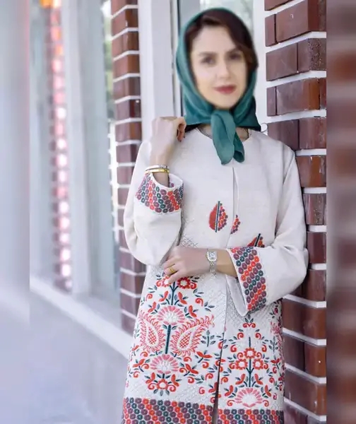 عکس مدل مانتو جلو باز اسپرت دخترانه در تهران شکل دار