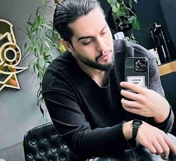 عکس های آراد خواننده