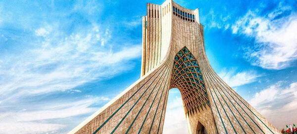 عکس برج آزادی تهران