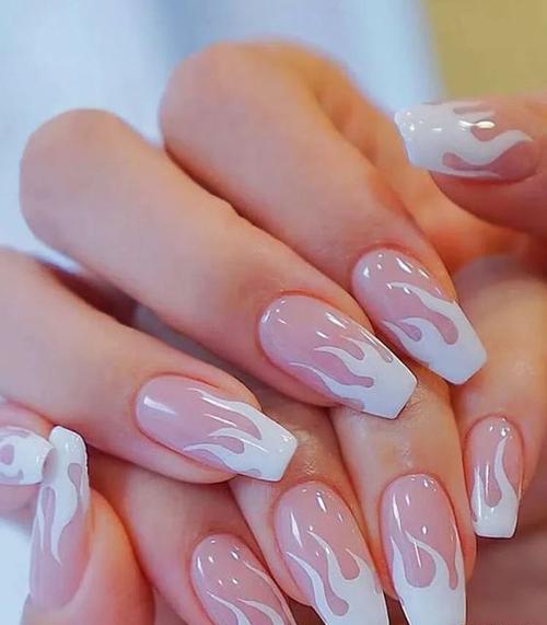 عکس کاشت ناخن آتشی