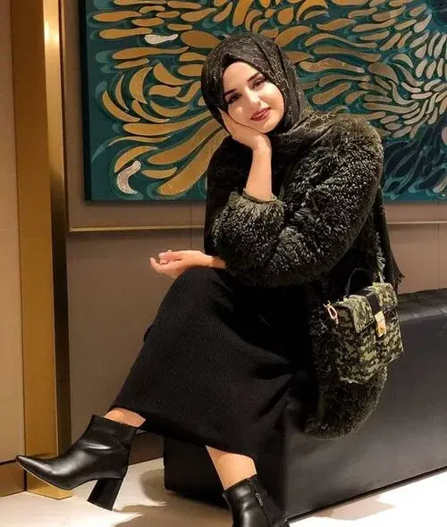عکس نیم بوت پاشنه بلند