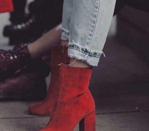 عکس نیم بوت پاشنه بلند