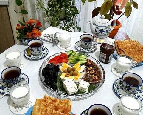 عکس صبحانه دونفره ساده