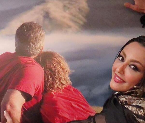 عکس شقایق فراهانی و خواهرش