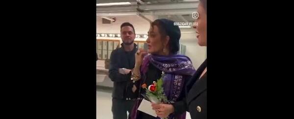 عکس شقایق فراهانی و خواهرش