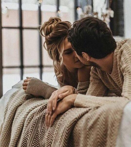 عکس لب رو لب گذاشتن