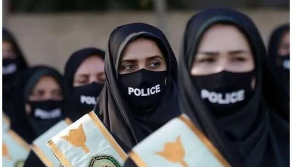عکس پوشیدن مقنعه