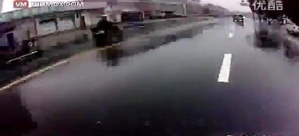 عکس مرد چاقوکش