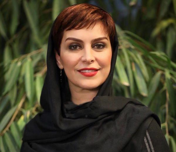 عکس مراسم دفن ماه چهره خلیلی