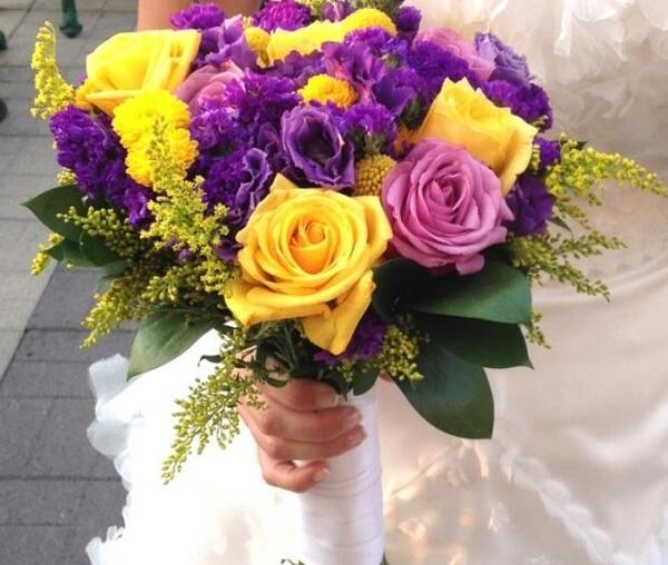 عکس حلقه گل طبیعی