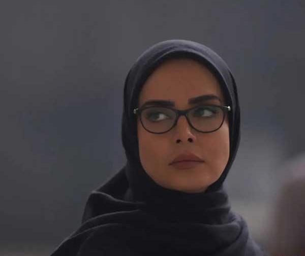 عکس آزاده مهدی زاده در سریال کیمیا