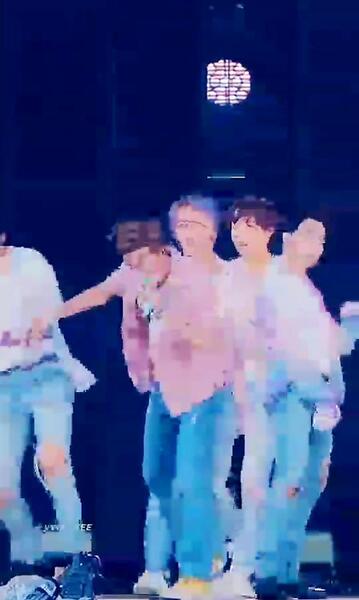 عکس اعضای bts با اسم