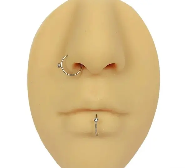 عکس پیرسینگ دماغ فیک