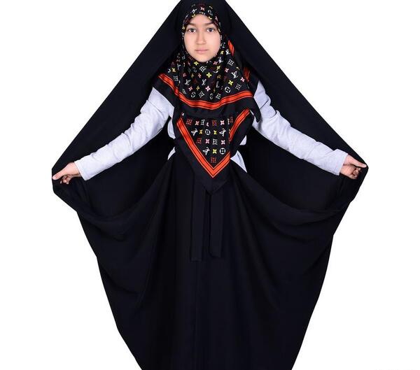 عکس چادر دامنی دخترانه