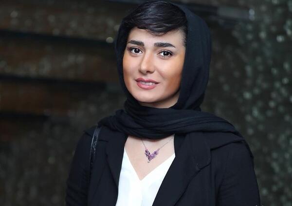 عکس مینا وحید و پدرش