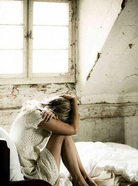 عکس تنهایی عاشقانه غمگین