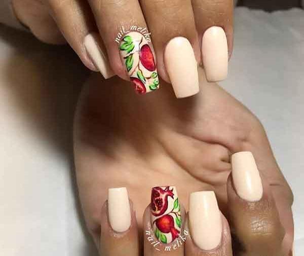 عکس طراحی ناخن شب یلدا