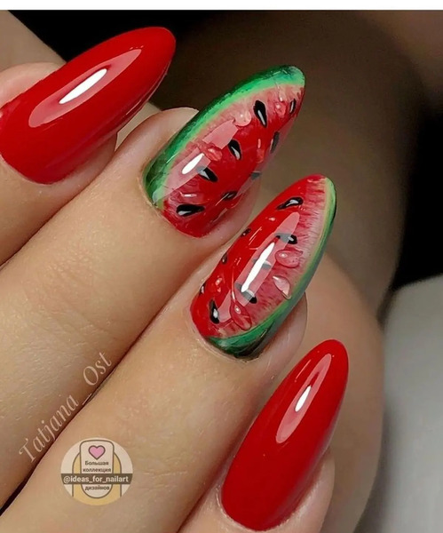 عکس طراحی ناخن شب یلدا