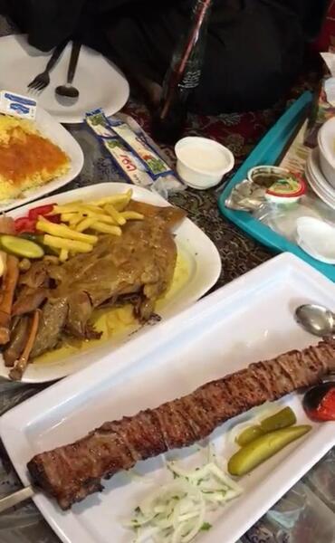 عکس رستوران گل و بلبل