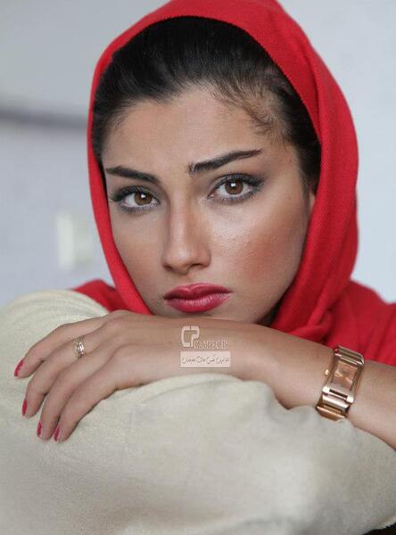 عکس محیا دانش