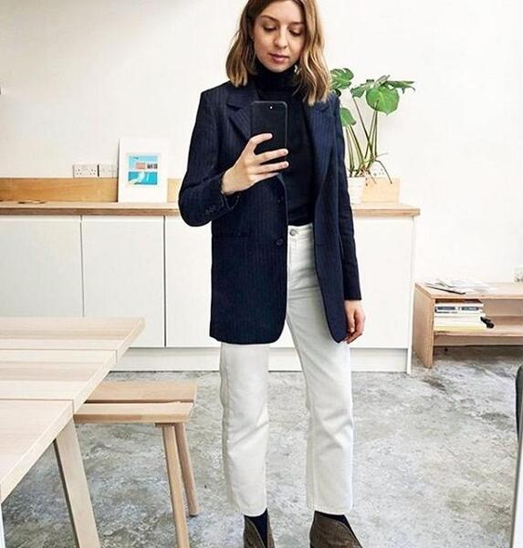 عکس گرفتن جلوی اینه