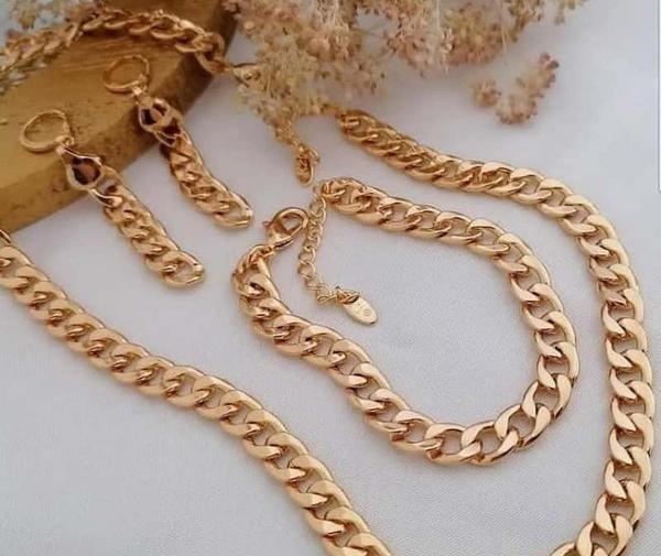 عکس گردنبند کارتیر