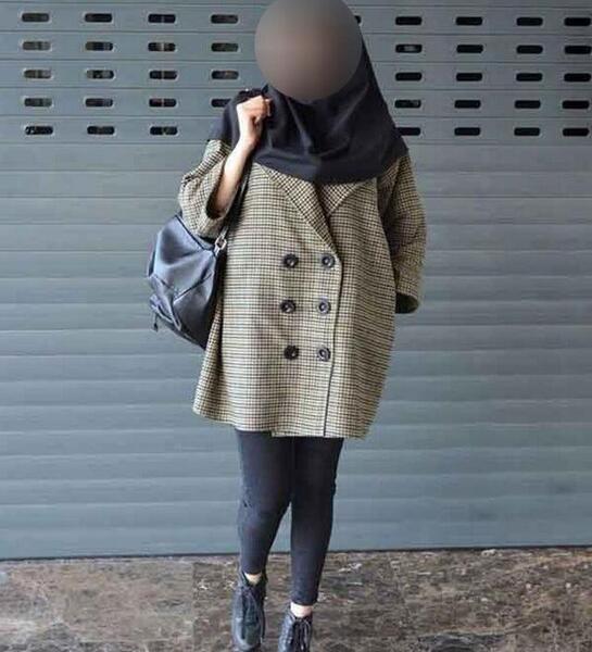 عکس مدل مانتو دخترانه خاکستری