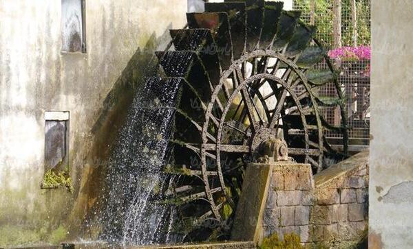 عکس آسیاب آبی