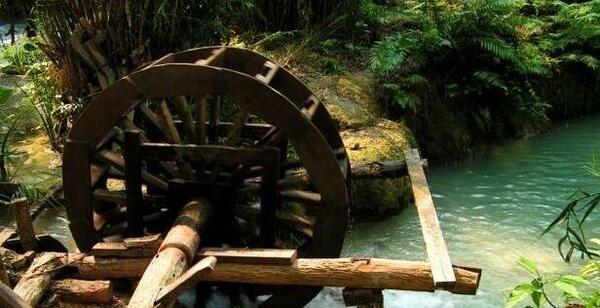 عکس آسیاب آبی