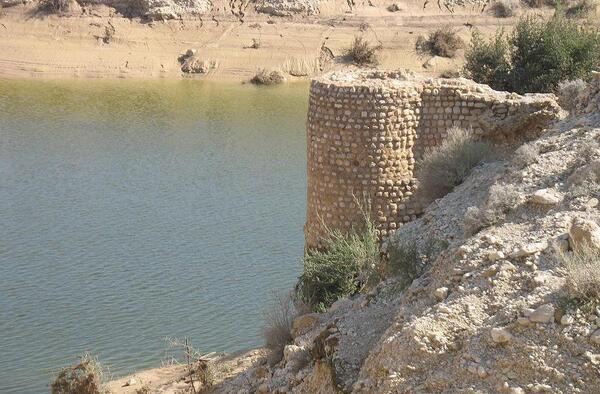 عکس آسیاب آبی