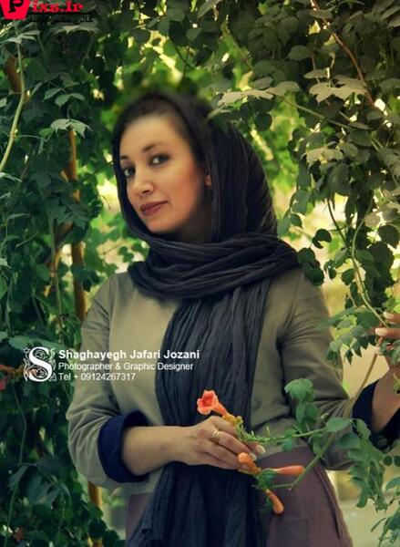 عکس نگار عابدی و پسرش