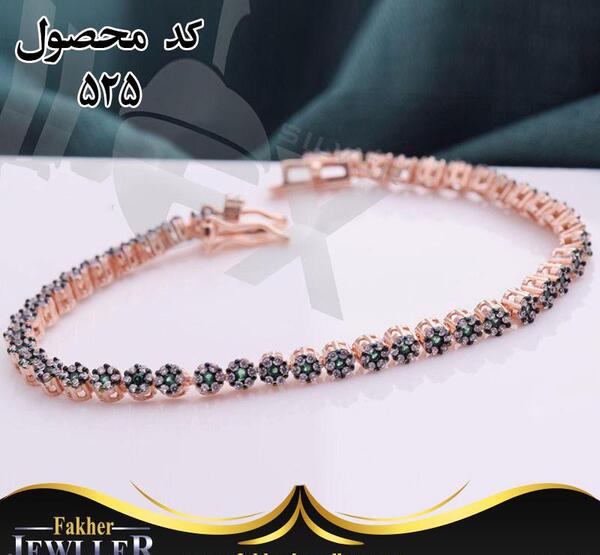 عکس دستبند نگین دار