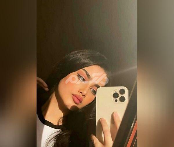 عکس پروف دخترونه با گوشی