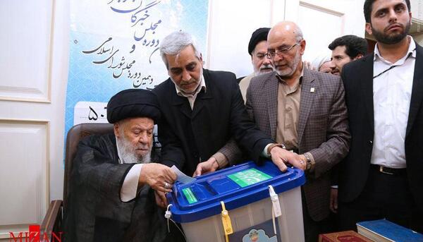 عکس شناسنامه ظریف