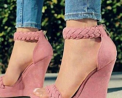 عکس کفش پاشنه بلند دخترانه صورتی