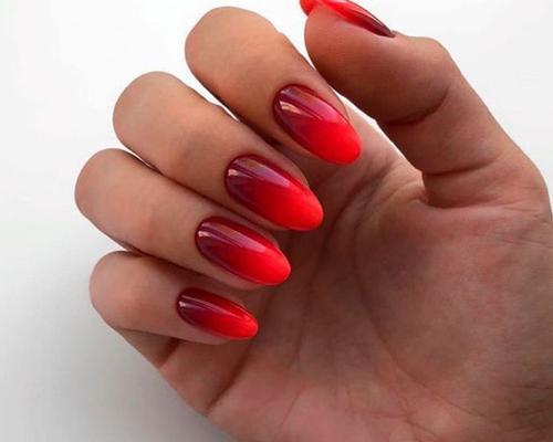 عکس طراحی ناخن امبره