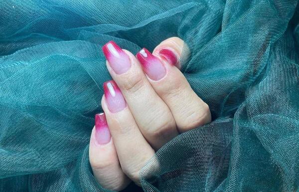 عکس طراحی ناخن امبره