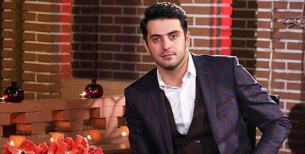 عکس علی ضیا مجری و همسرش