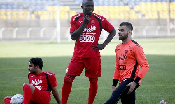 عکس صادق محرمی بازیکن پرسپولیس
