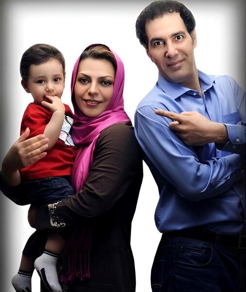 عکس بهنام تشکر و همسرش و فرزندانش