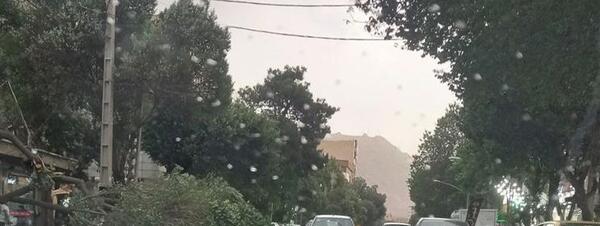 عکس لحظه بارش باران