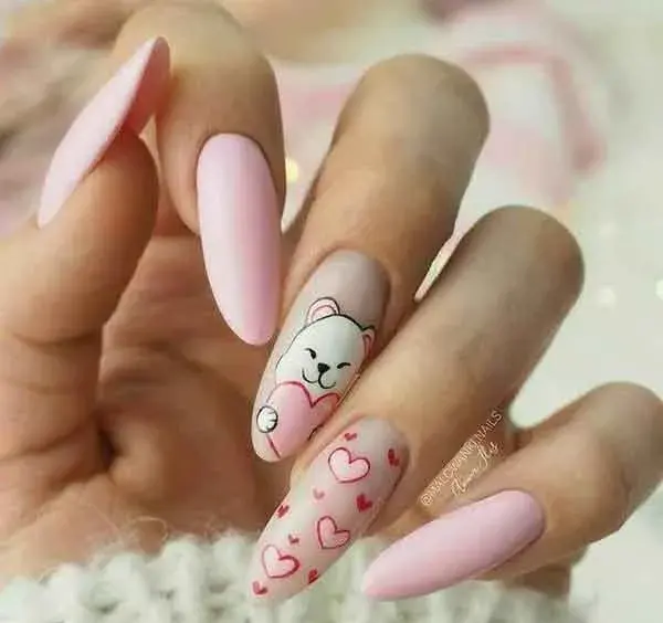 عکس کاشت ناخن کرمی